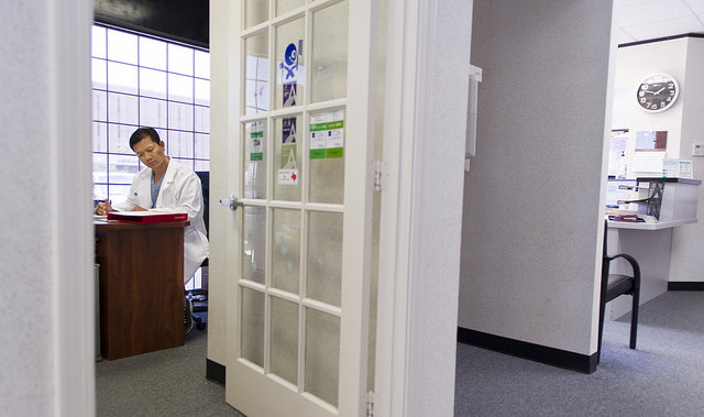 Dr. Don Le in his Houston dental office