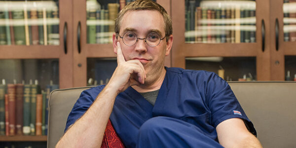 D3 James Browning in the Baylor Health Sciences Library