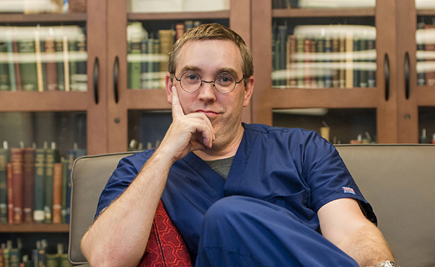 D3 James Browning in the Baylor Health Sciences Library