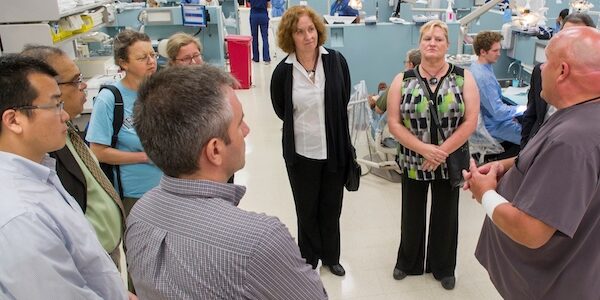 College of Science Tour visits College of Dentistry